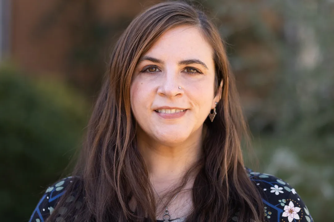 Beth Auten headshot