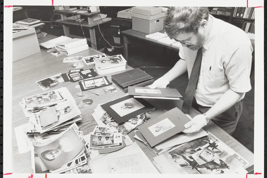 Robin Brabham at work