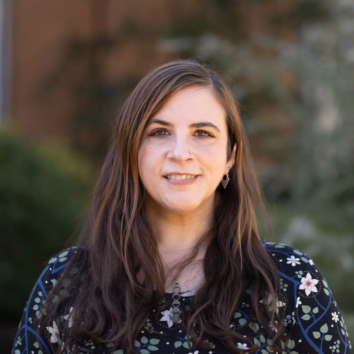 Beth Auten headshot