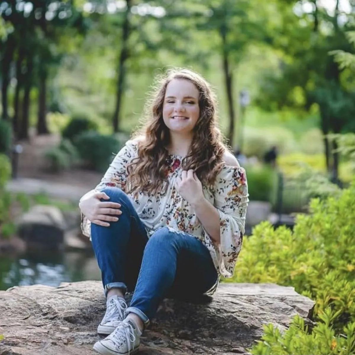 Lauren Feltz Picture for the Intranet Directory